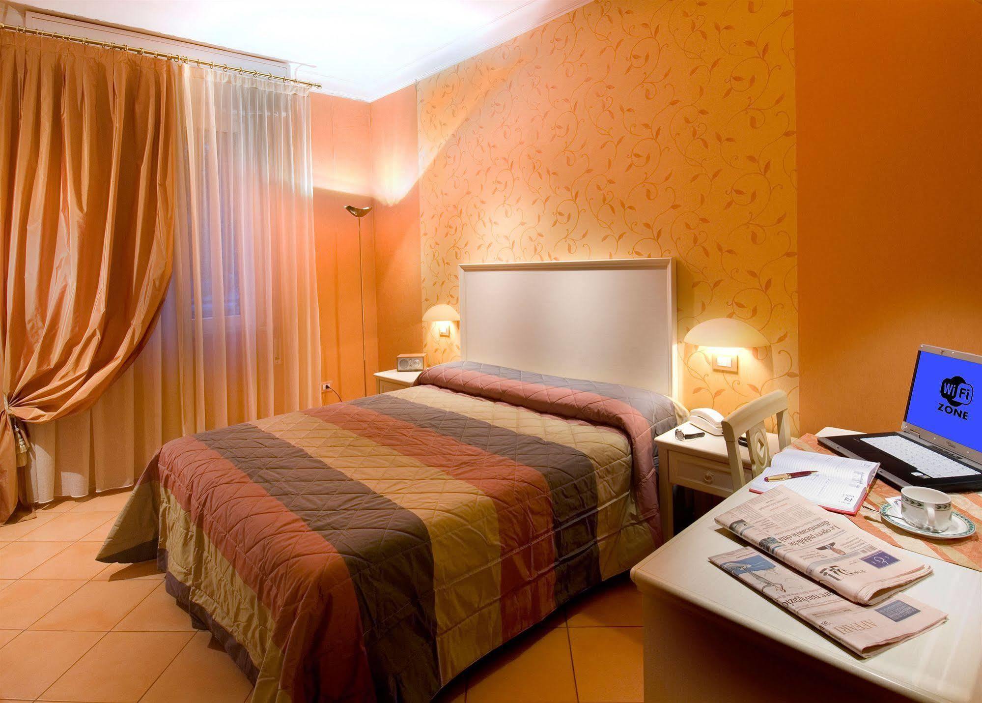 Hotel St. Moritz Bellaria-Igea Marina Eksteriør billede