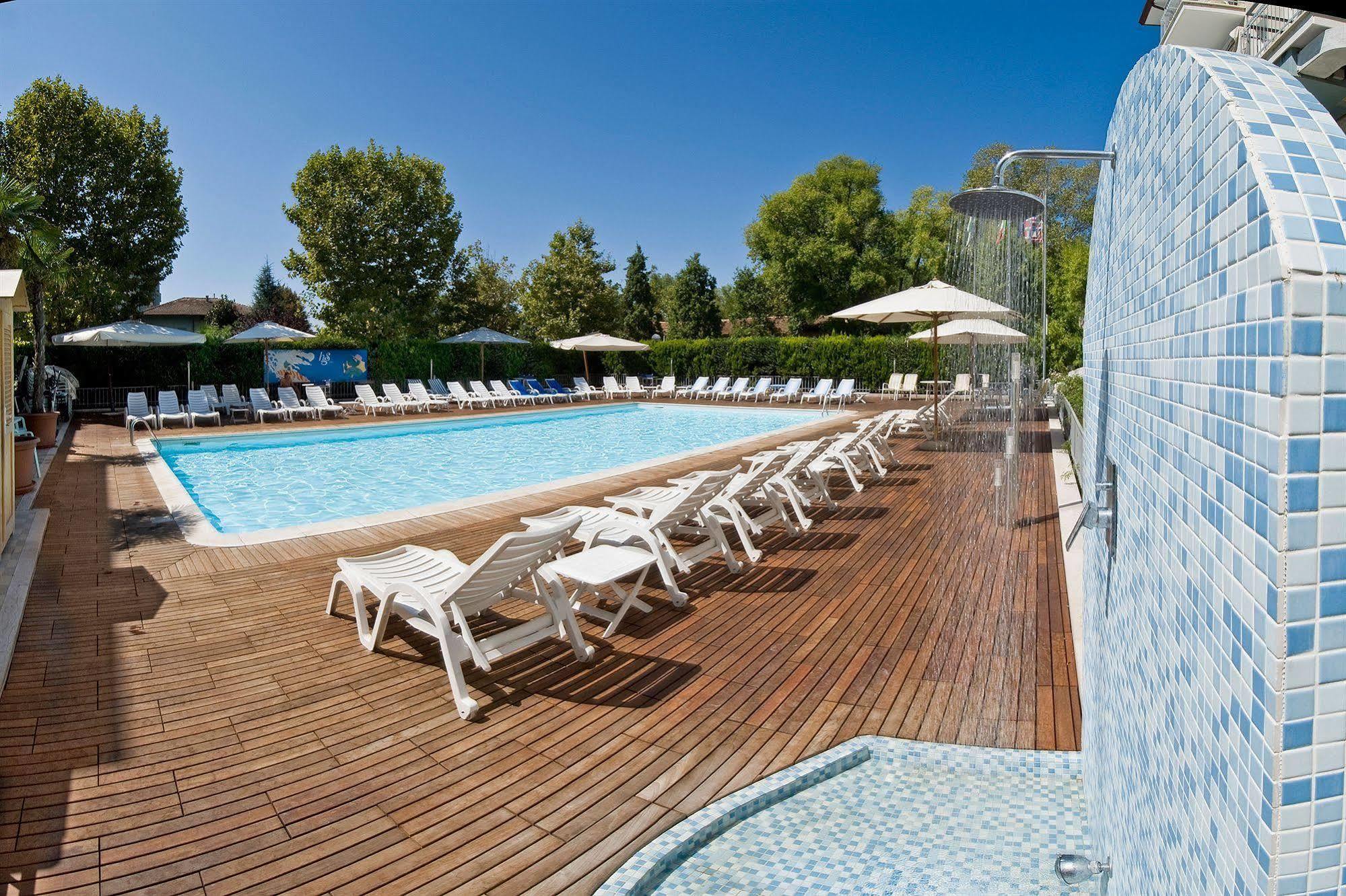 Hotel St. Moritz Bellaria-Igea Marina Eksteriør billede
